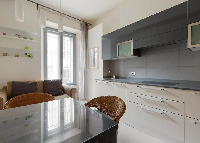 شقة Guesthost - Bright - 650 M Far From Arco Della Pace